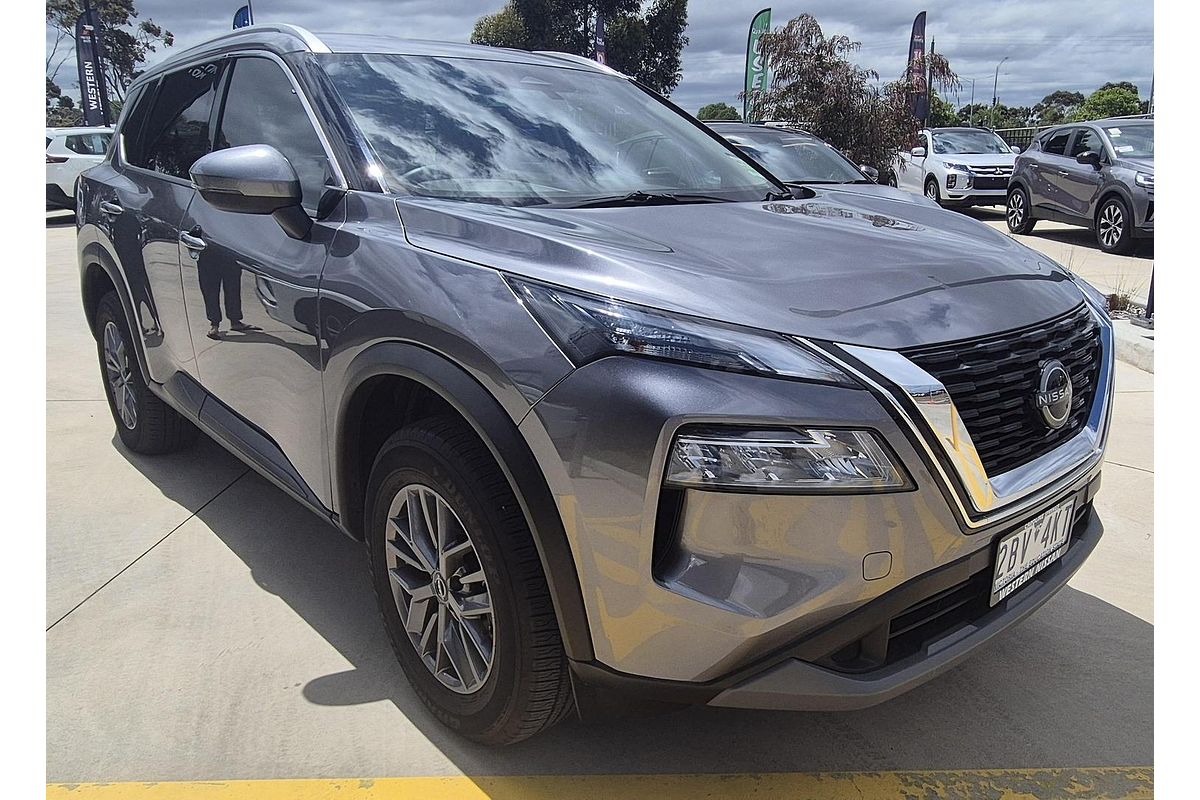 2025 Nissan X-TRAIL ST T33