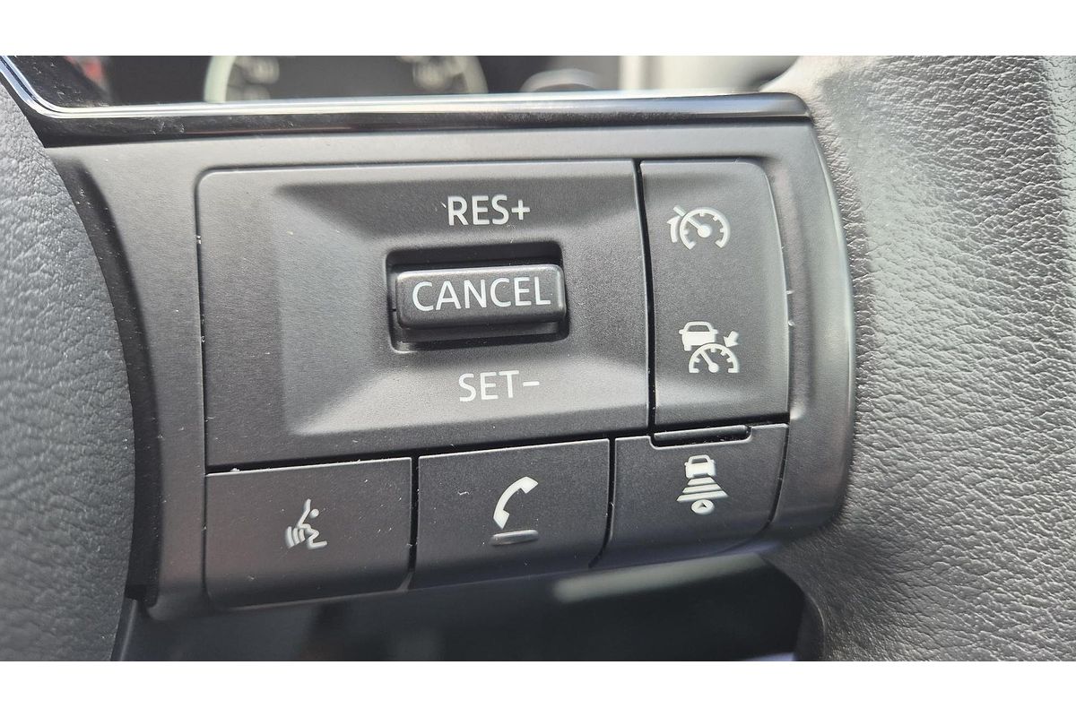 2025 Nissan X-TRAIL ST T33