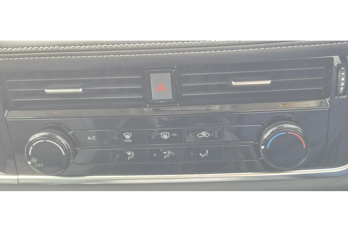 2025 Nissan X-TRAIL ST T33