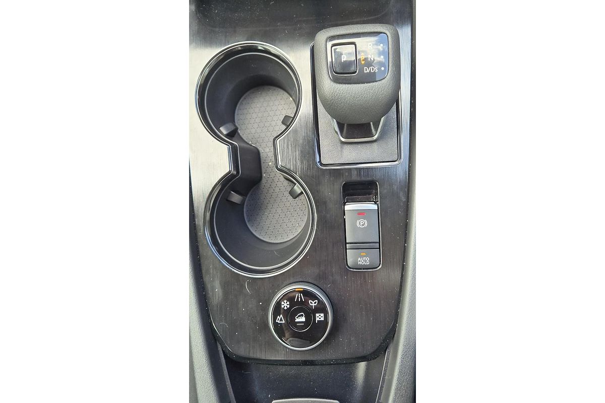 2025 Nissan X-TRAIL ST T33