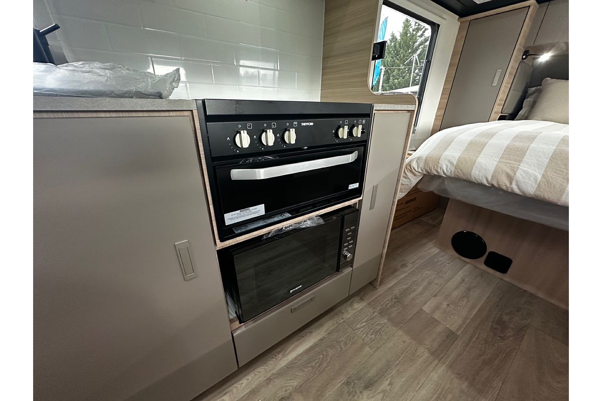 2025 Jayco ALL TERRAIN POPTOP 17.55-8.AT-MY25