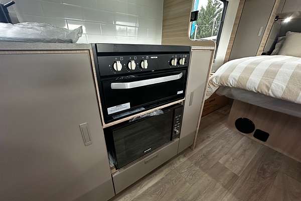 2025 Jayco ALL TERRAIN POPTOP 17.55-8.AT-MY25