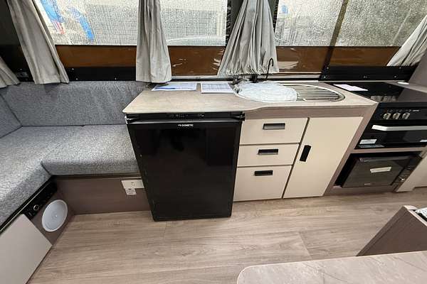 2025 Jayco SWAN CAMPER OB.CP-MY25
