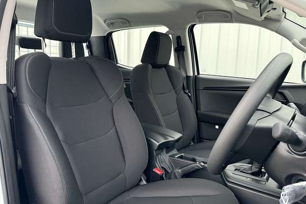 2025 Isuzu D-MAX SX 4X4