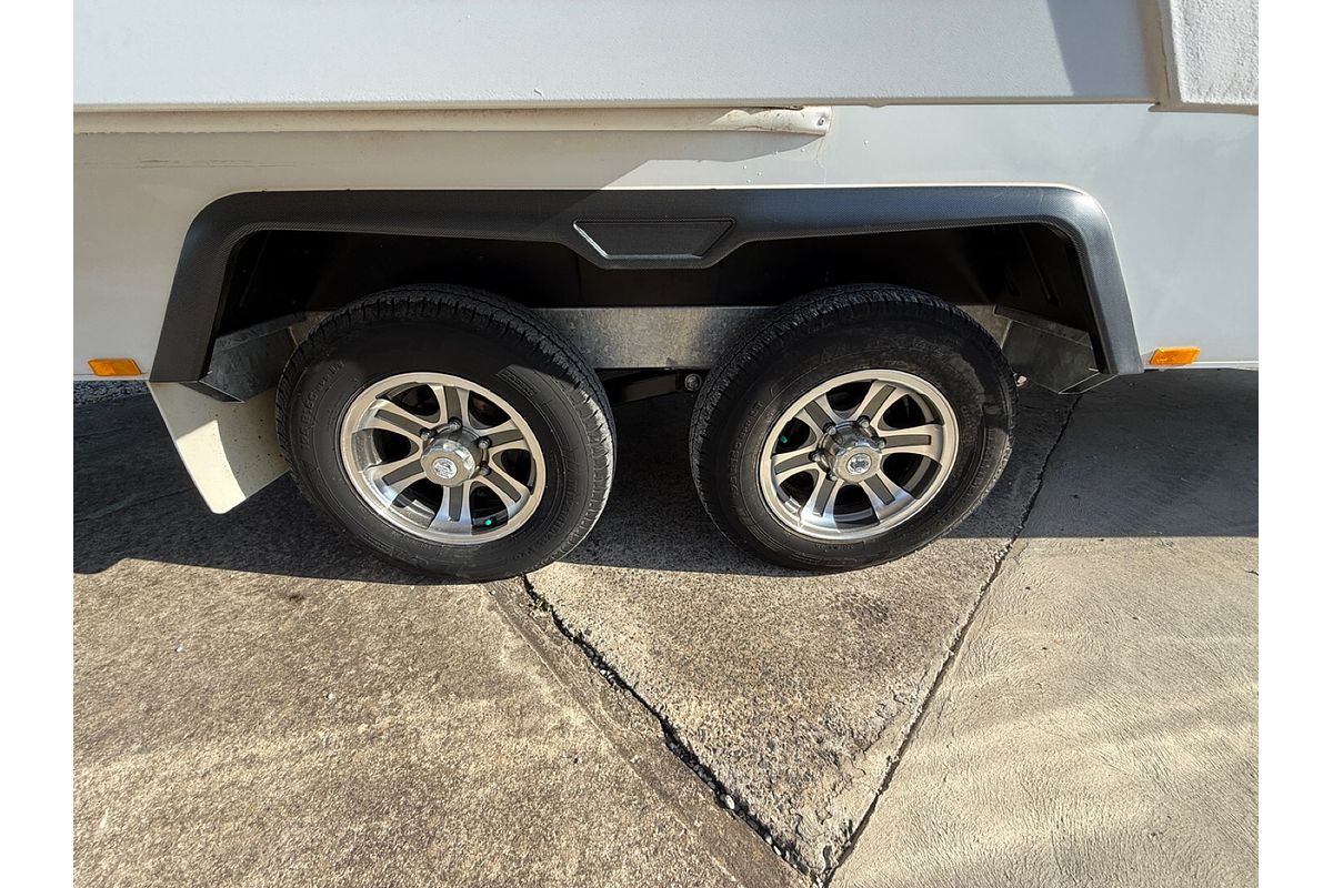 2017 Jayco SILVERLINE 21.65-3.sl-my17