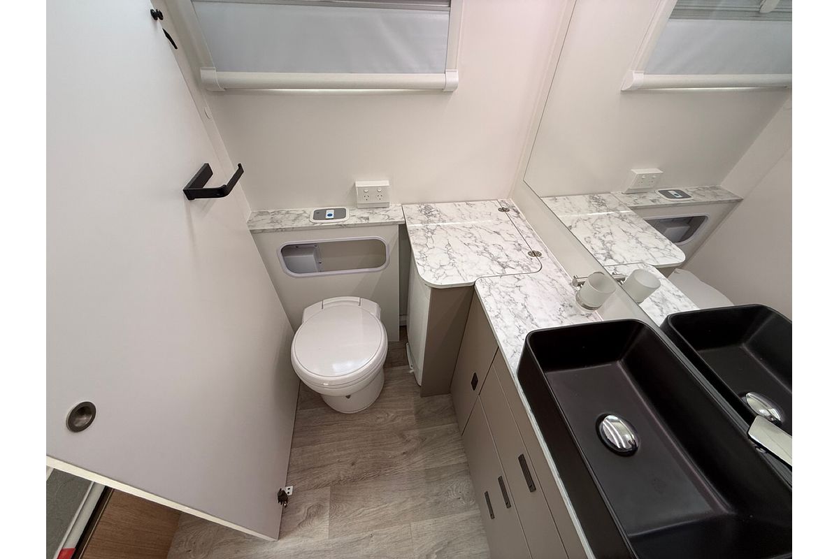 2023 Jayco SILVERLINE CARAVAN