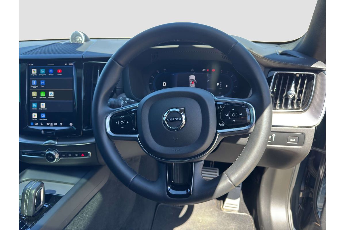 2021 Volvo XC60 B6 R-DESIGN MHEV 246 MY22