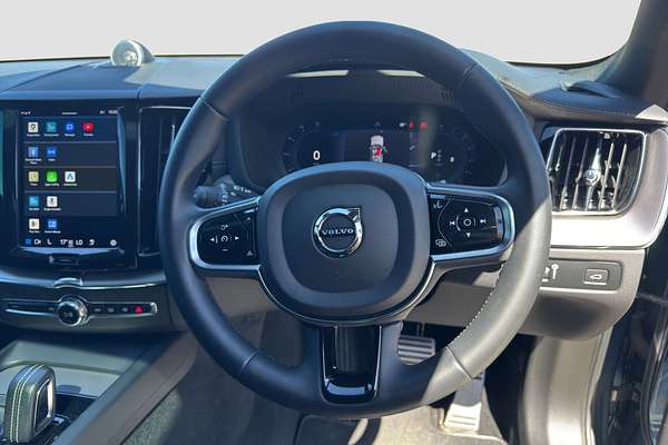 2021 Volvo XC60 B6 R-DESIGN MHEV 246 MY22