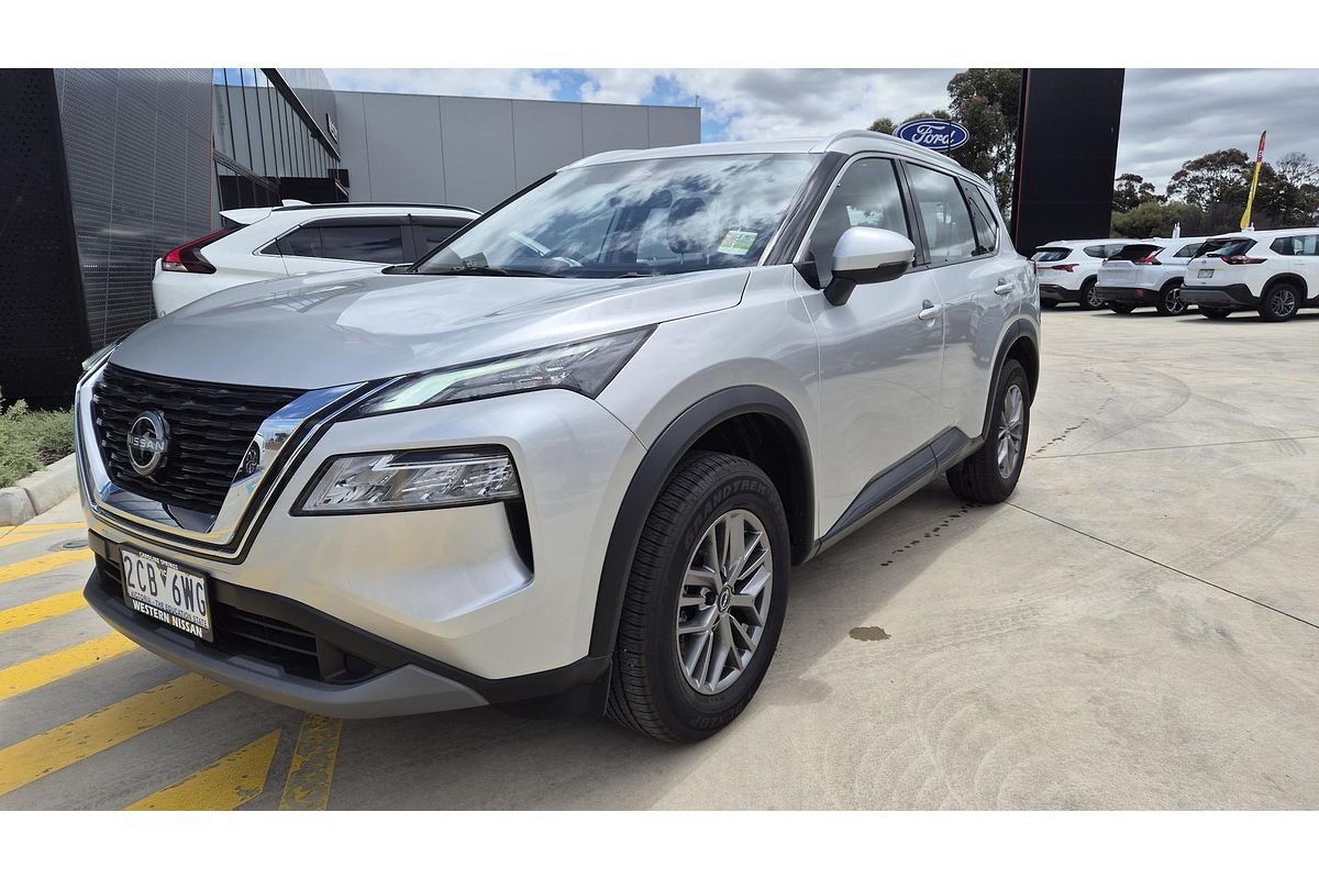 2024 Nissan X-TRAIL ST T33
