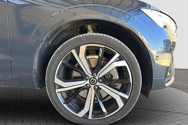 2021 Volvo XC60 B6 R-DESIGN MHEV 246 MY22
