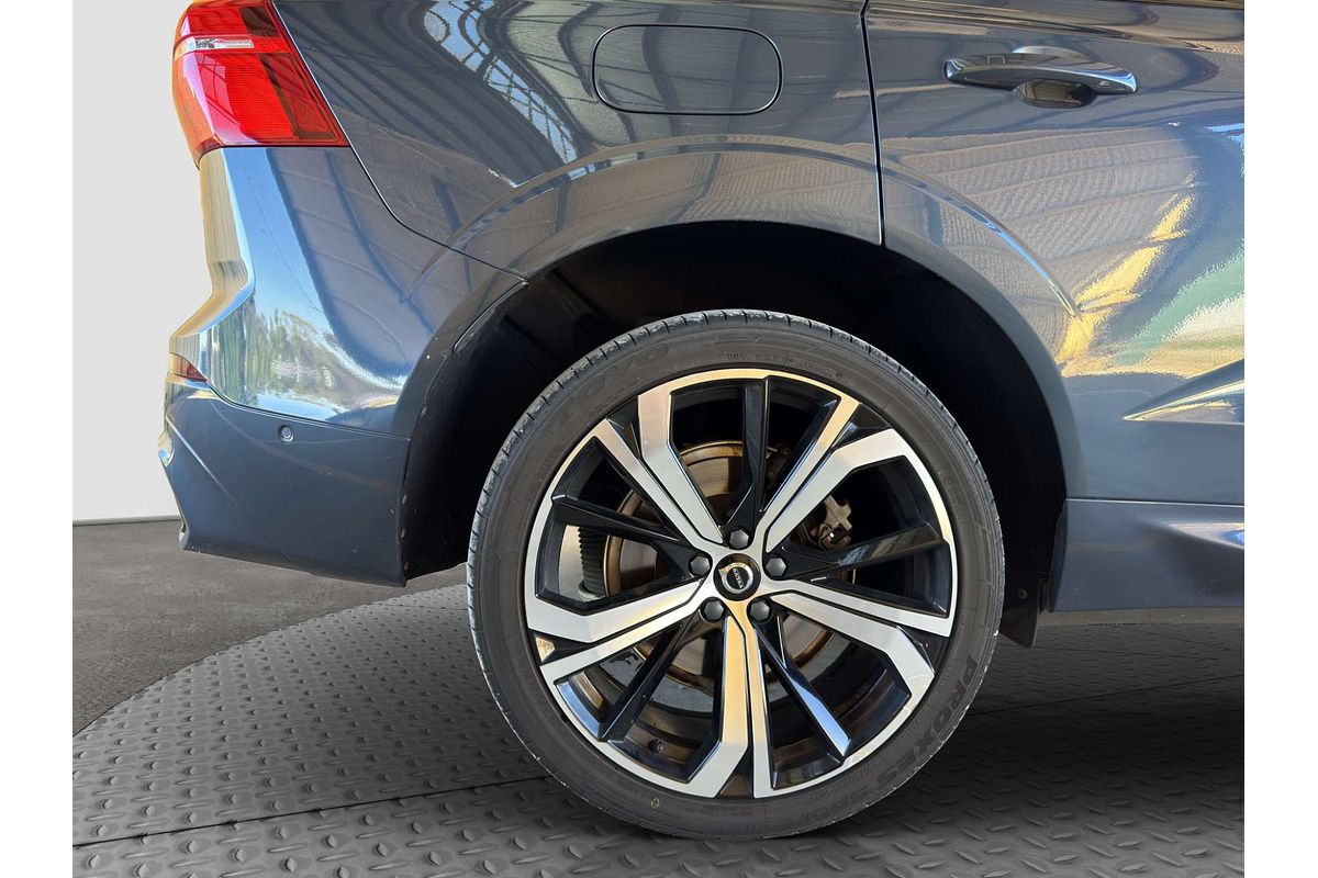 2021 Volvo XC60 B6 R-DESIGN MHEV 246 MY22