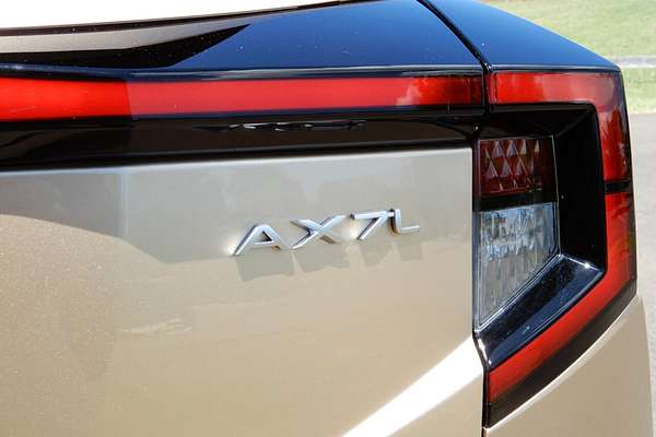 2025 Mahindra XUV 3XO AX7L