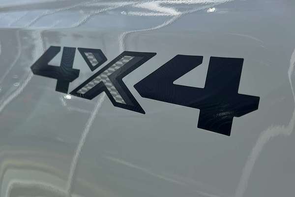 2025 Isuzu D-MAX SX 4X4