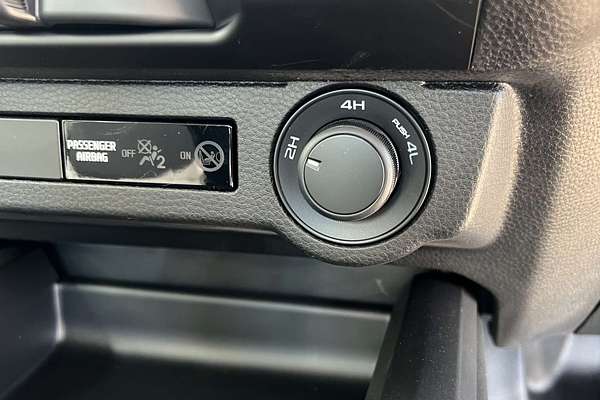 2025 Isuzu D-MAX SX 4X4