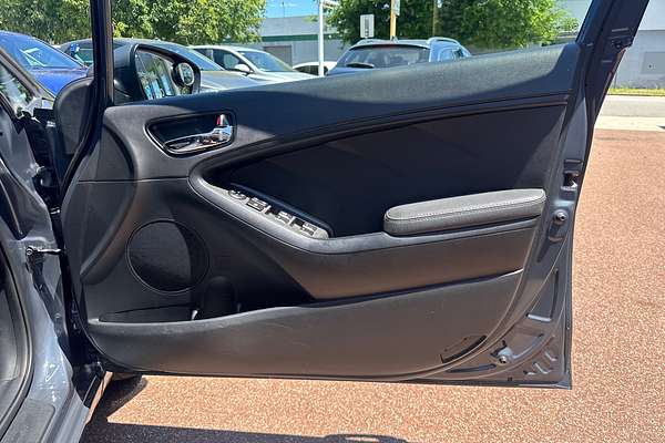 2017 Kia Cerato Sport YD