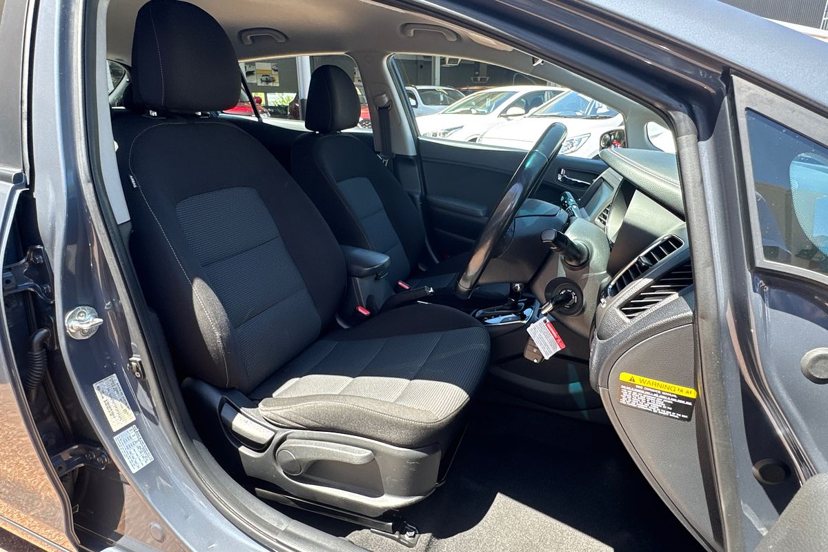 2017 Kia Cerato Sport YD