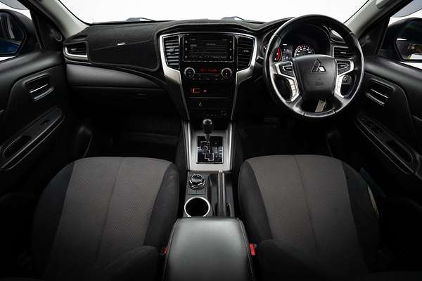 2021 Mitsubishi Triton GLX-R MR 4X4