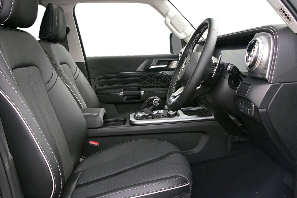 2025 GWM Tank 300 Ultra P01