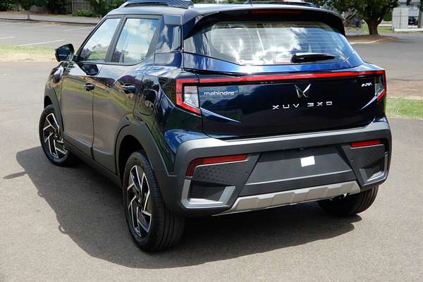 2025 Mahindra XUV 3XO AX7L