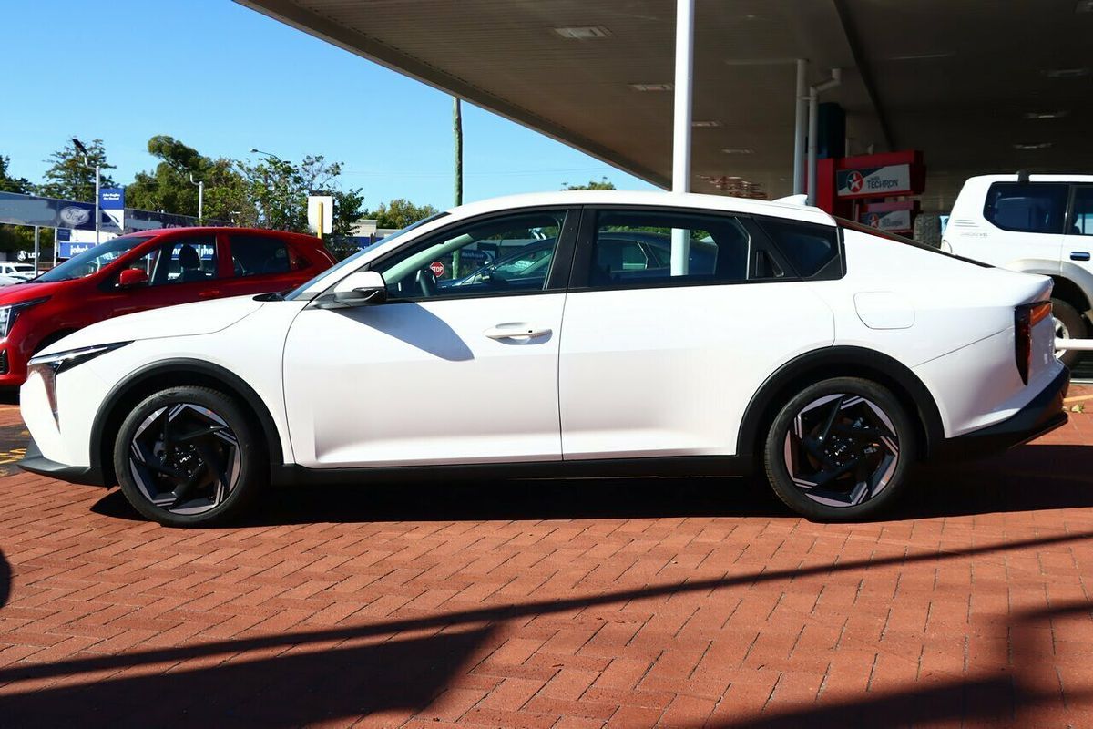 2025 Kia K4 Sport+ CL4m
