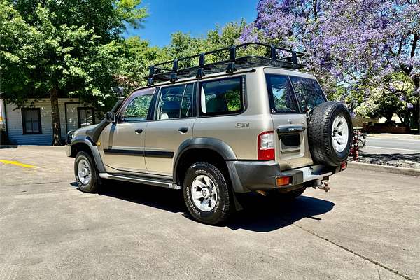 2003 Nissan Patrol ST GU III