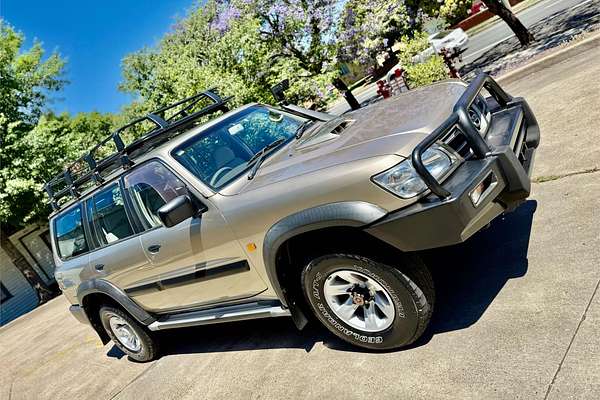 2003 Nissan Patrol ST GU III