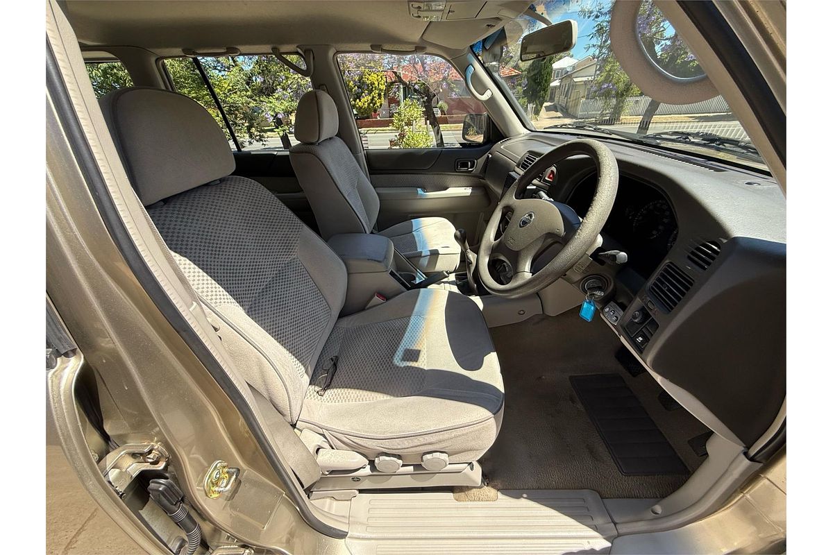 2003 Nissan Patrol ST GU III