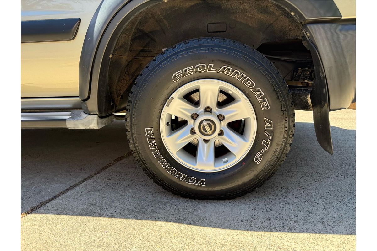 2003 Nissan Patrol ST GU III