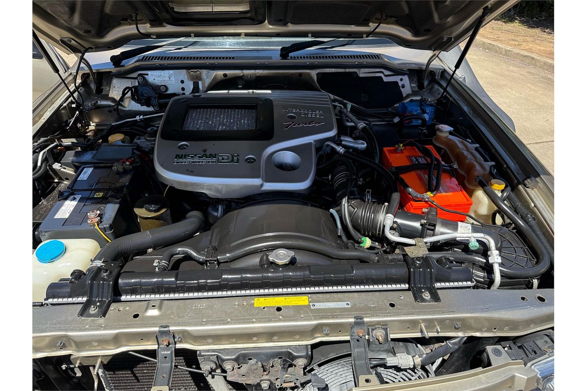 2003 Nissan Patrol ST GU III