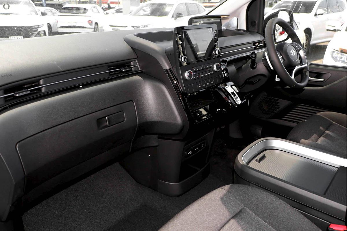 2025 Hyundai STARIA US4.V3