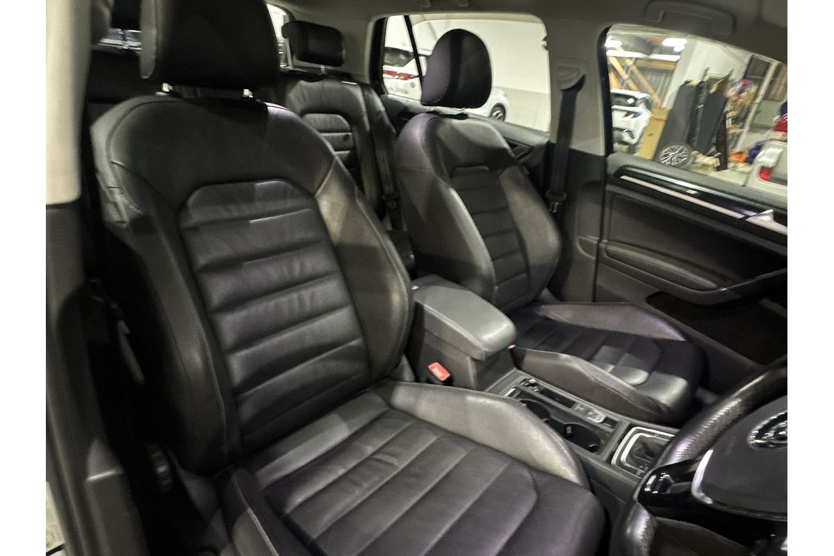 2016 Volkswagen Golf 110TDI Highline 7