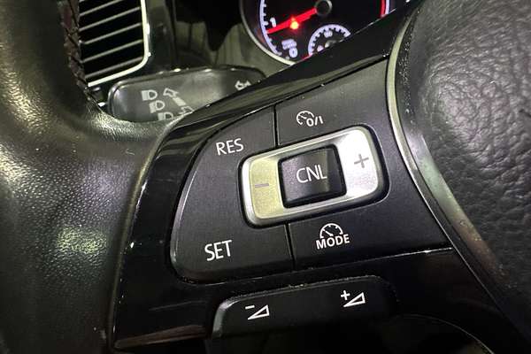 2016 Volkswagen Golf 110TDI Highline 7