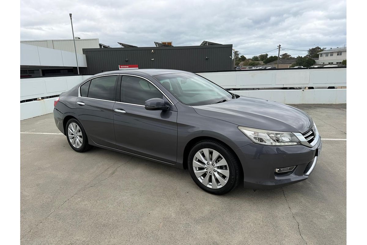 2013 Honda Accord VTi-S 9th Gen