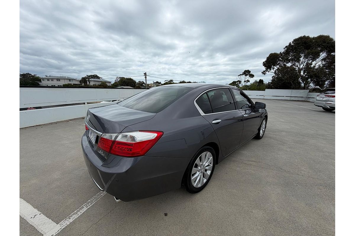 2013 Honda Accord VTi-S 9th Gen