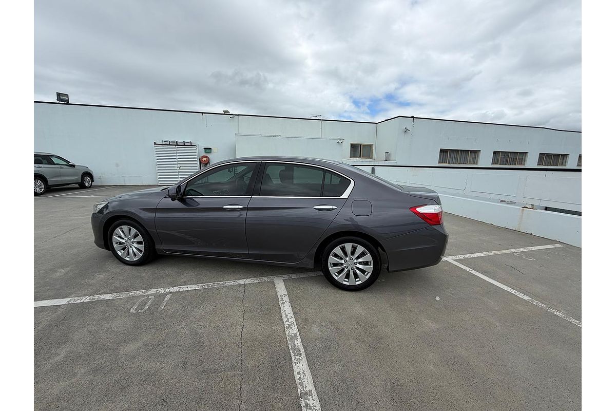 2013 Honda Accord VTi-S 9th Gen