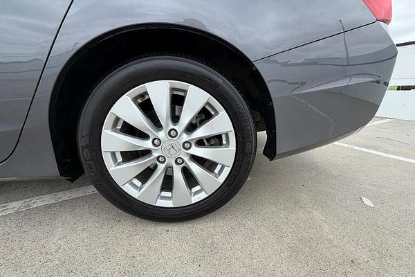 2013 Honda Accord VTi-S 9th Gen