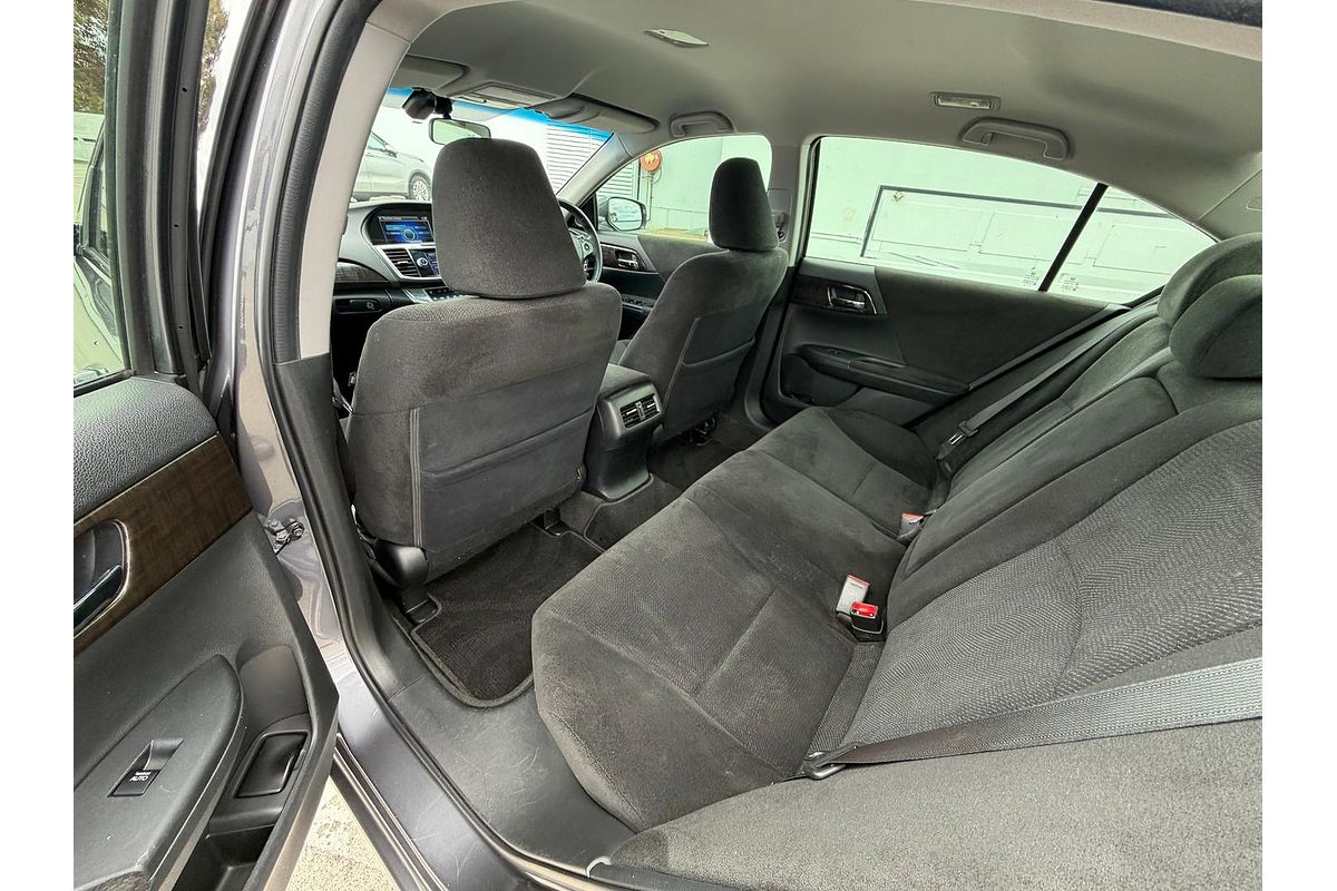 2013 Honda Accord VTi-S 9th Gen