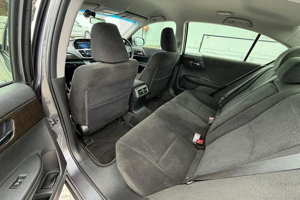 2013 Honda Accord VTi-S 9th Gen