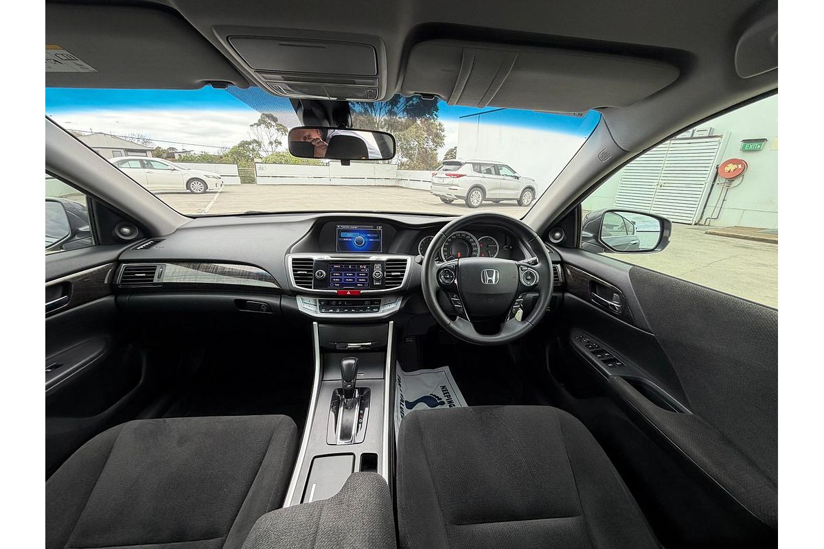 2013 Honda Accord VTi-S 9th Gen