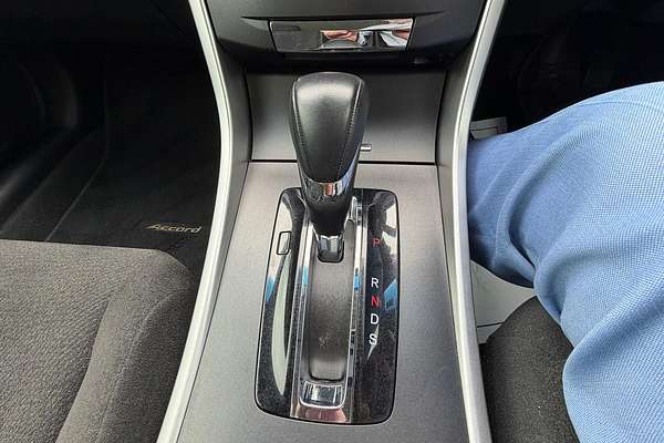 2013 Honda Accord VTi-S 9th Gen