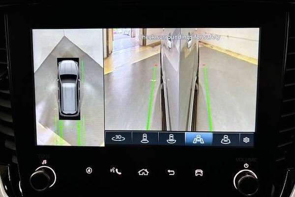 2025 Isuzu MU-X X-TERRAIN