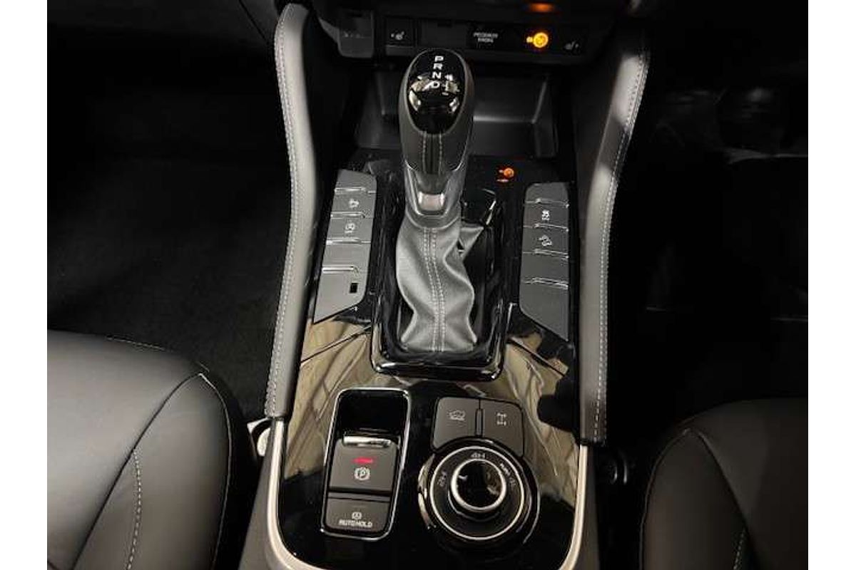 2025 Isuzu MU-X X-TERRAIN