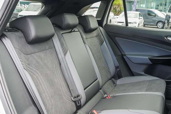 2025 Volkswagen ID.4 Pro E2