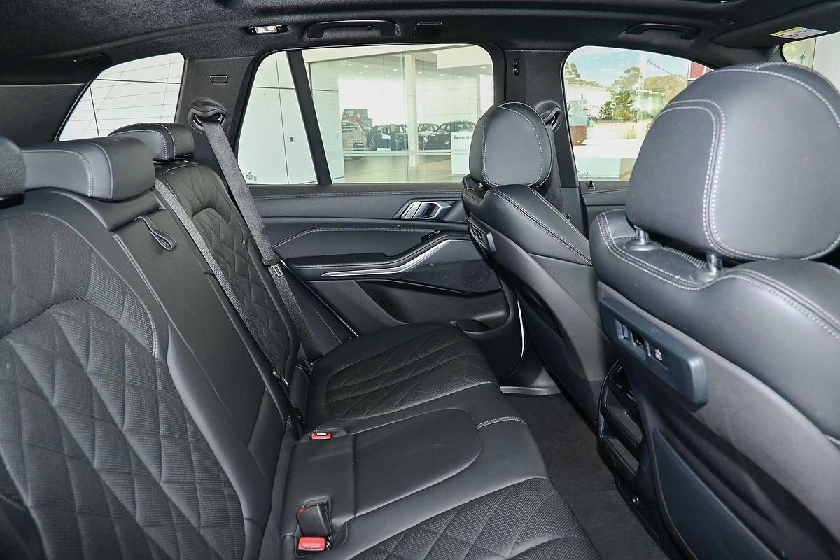 2022 BMW X5 xDrive30d M Sport G05