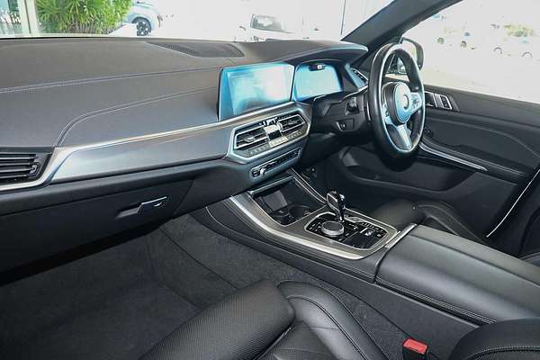 2022 BMW X5 xDrive30d M Sport G05