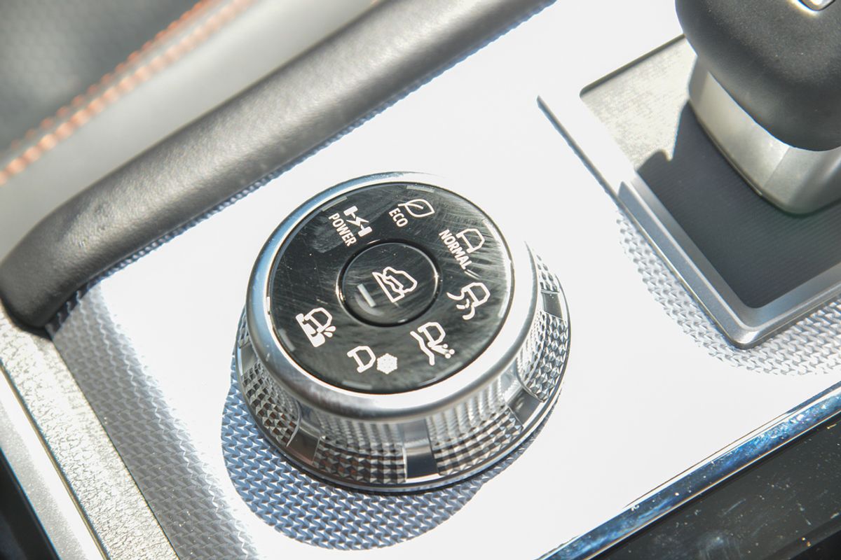 2024 Mitsubishi Outlander PHEV Exceed Tourer ZM