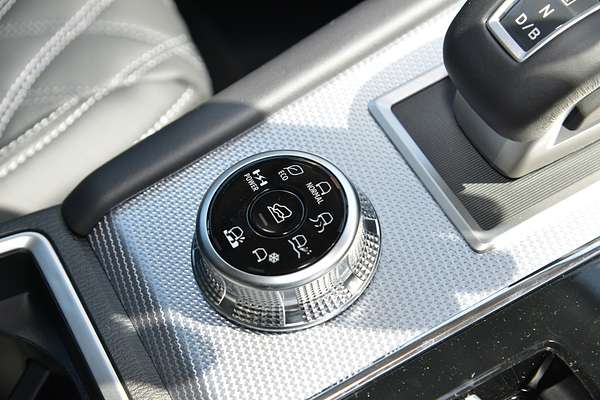 2024 Mitsubishi Outlander PHEV Exceed ZM