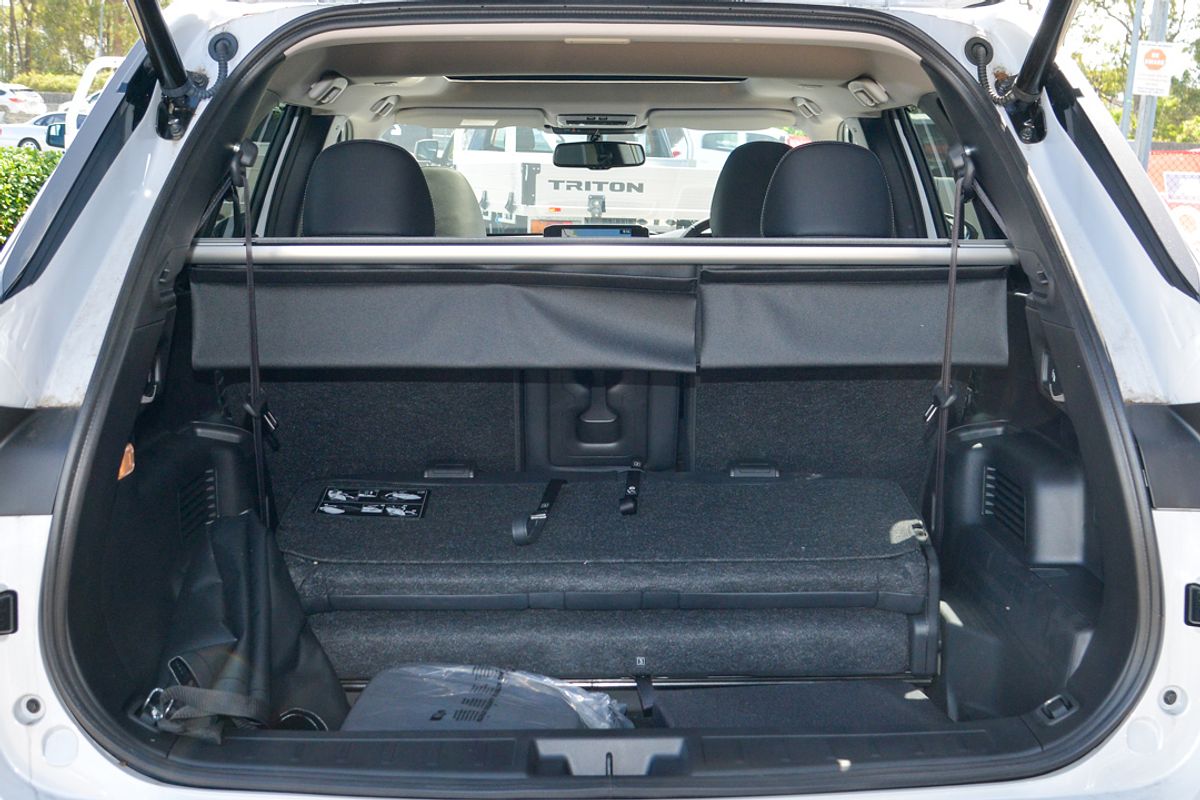 2024 Mitsubishi Outlander PHEV Exceed ZM