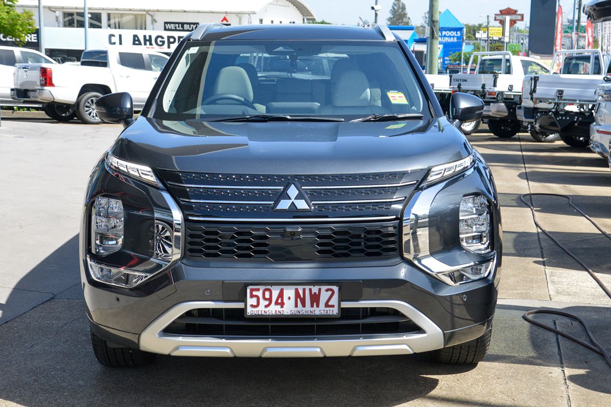 2025 Mitsubishi Outlander PHEV Exceed ZM