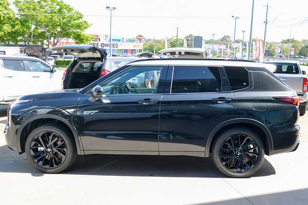 2024 Mitsubishi Outlander PHEV GSR ZM